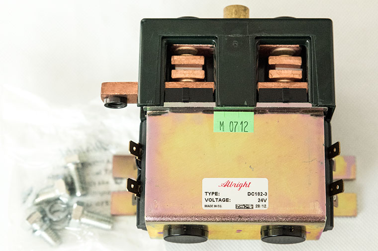 Albright DC182-3 Monoblock DC Contactor, 24V Reversing Contactor, Forward / Reverse Changeover Switch