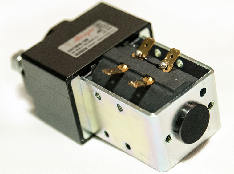 Albright SW180B-108 DC Contactor, 48V 200A CO, With Magnetic Blowout